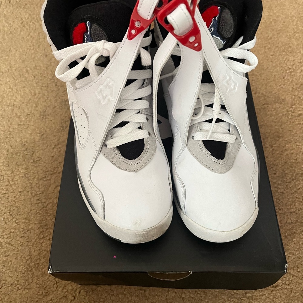 Used But great condition sneakers